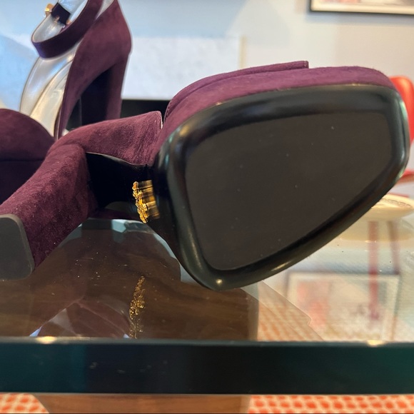 *NEVER WORN* - PRADA ANKLE STRAP PURPLE (COLOR: “PRUGNA”) PLATFORM SANDALS SZ 38 - Picture 7 of 10